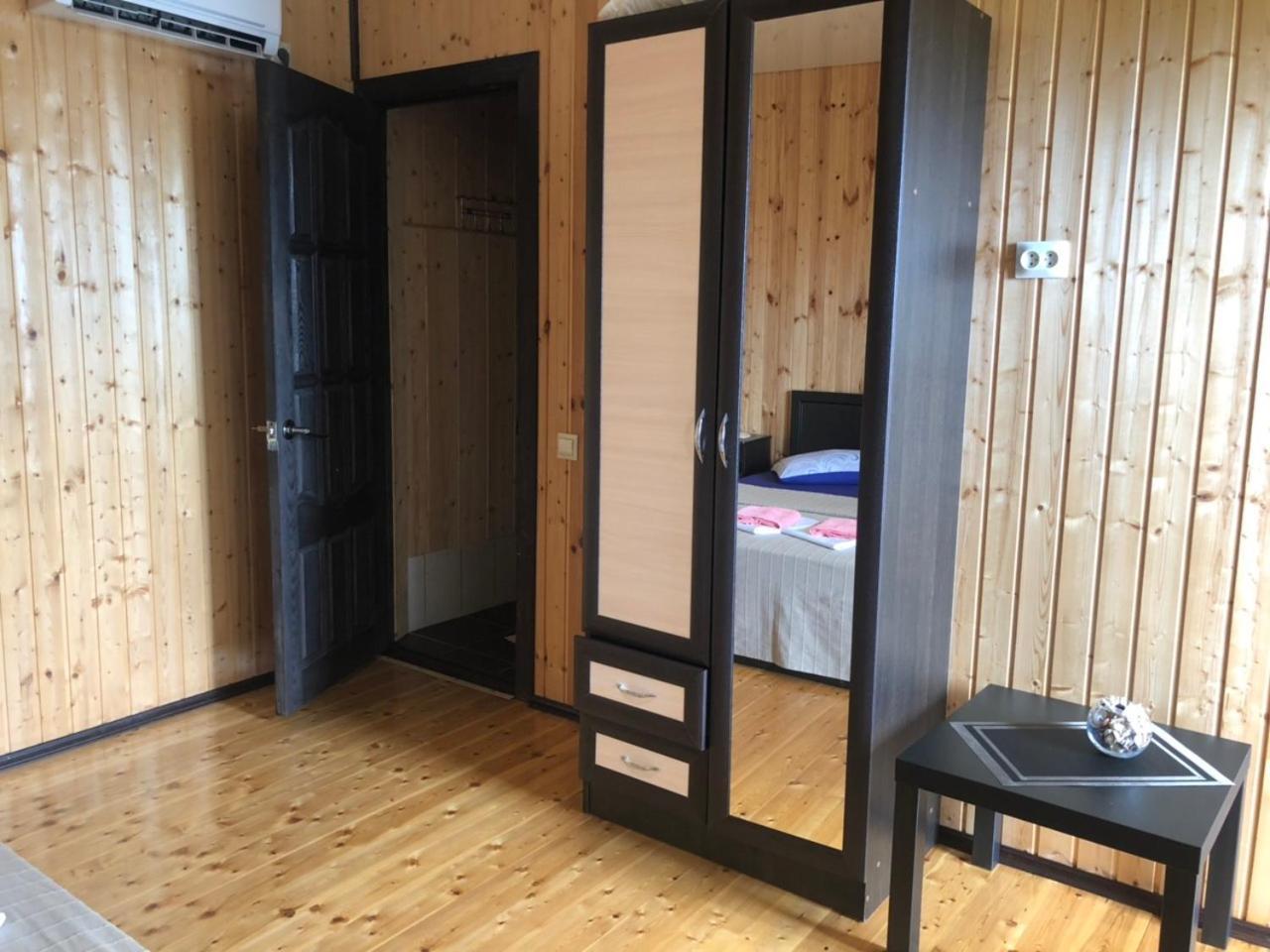Black-House Pizunda Exterior photo